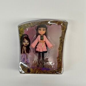 MGA Miniverse Mini Bratz Series 4 Collectible Figure Princess Jade HTF Sealed